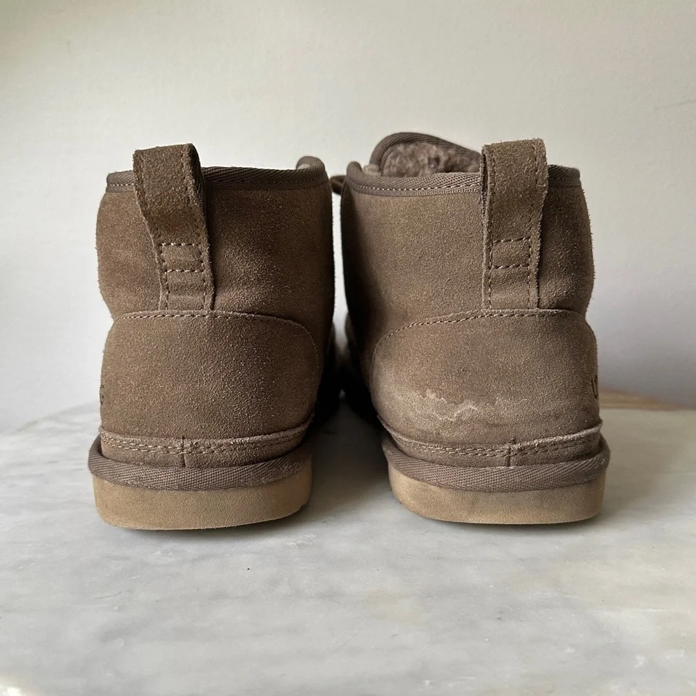UGG Boots for Men Nuemel Boot suede wool Dark Brown size 10